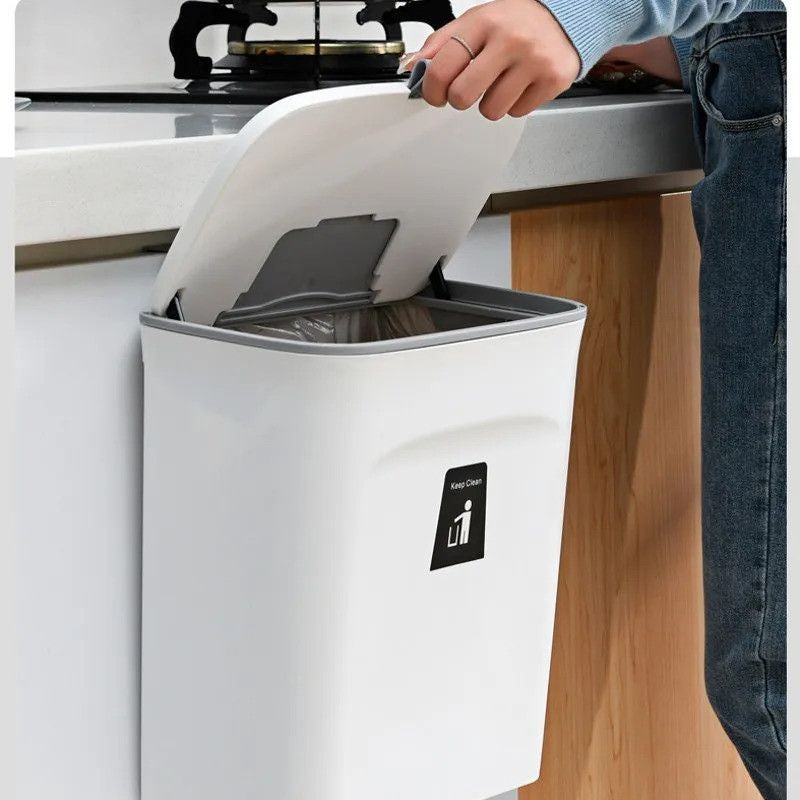 Lixeira Suspensa 9L com Tampa